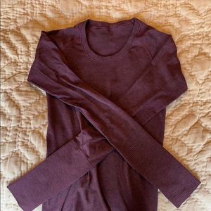 Maroon lululemon on the fly long sleeve